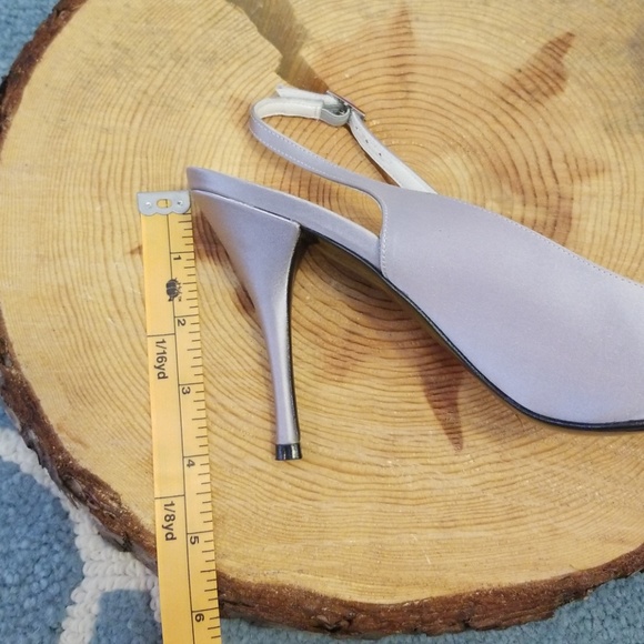 Stuart Weitzman Silver Satin Heels - Picture 9 of 9